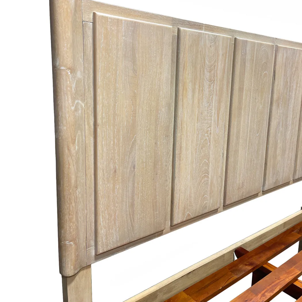 Aria Bed