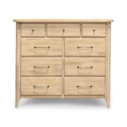 Aria Chest