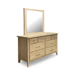 Aria Dresser