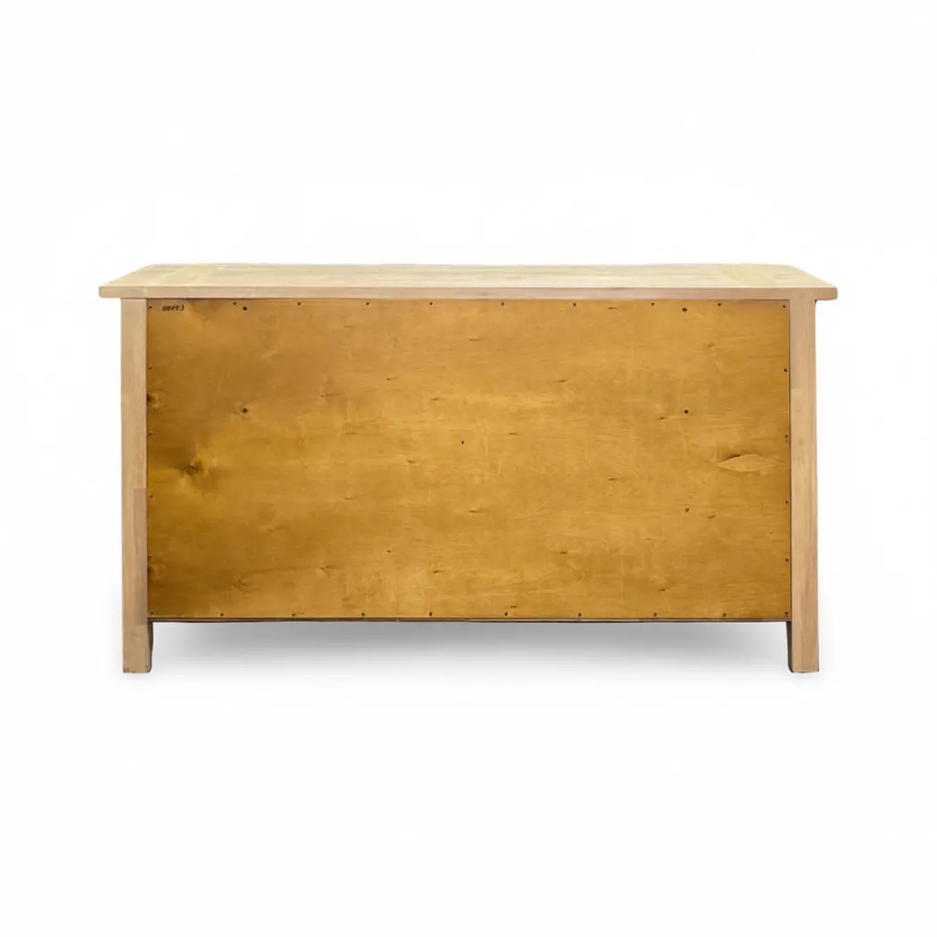 Aria Dresser