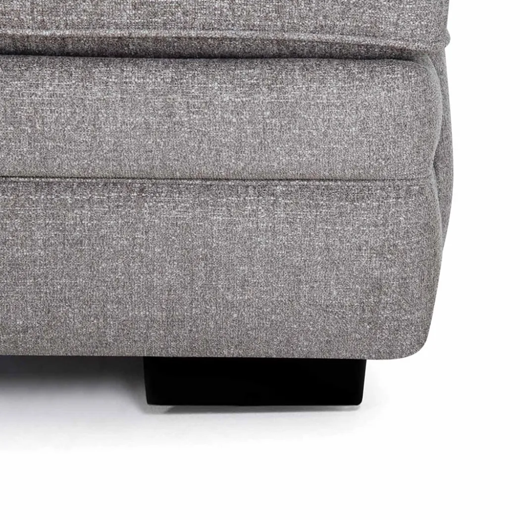 Ashton Loveseat