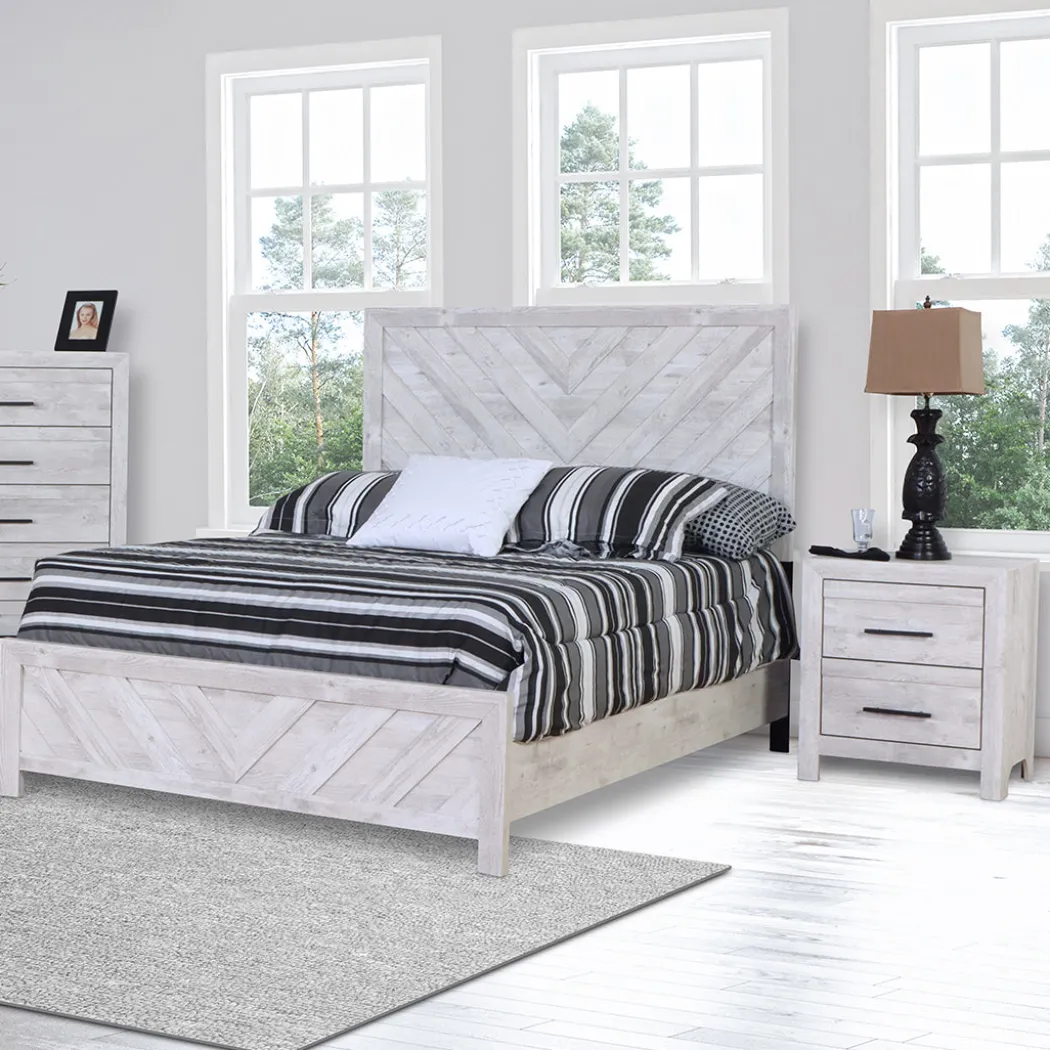 Cayne Nightstand