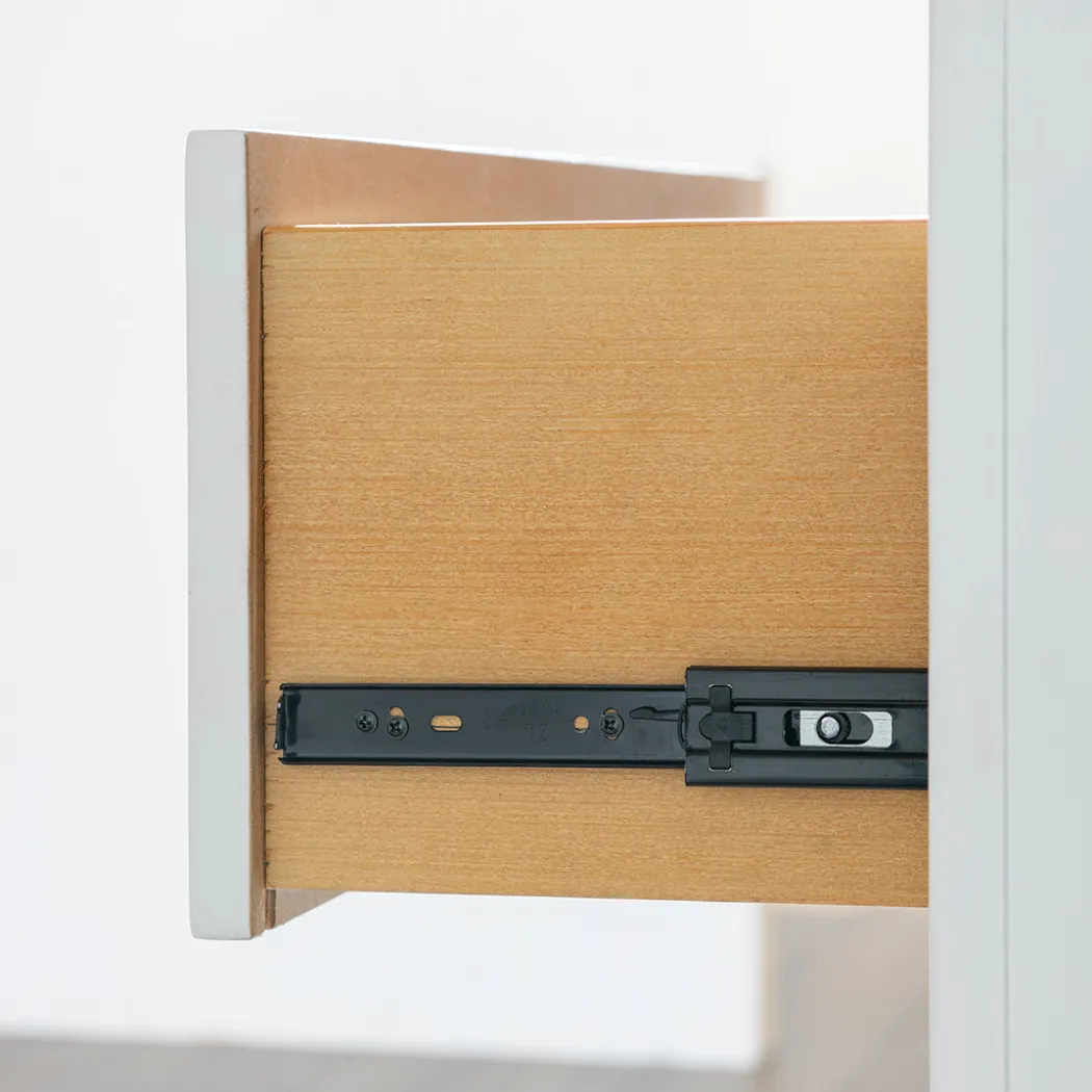 Horizons Dresser