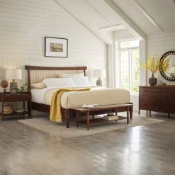 Hudson Valley Dresser