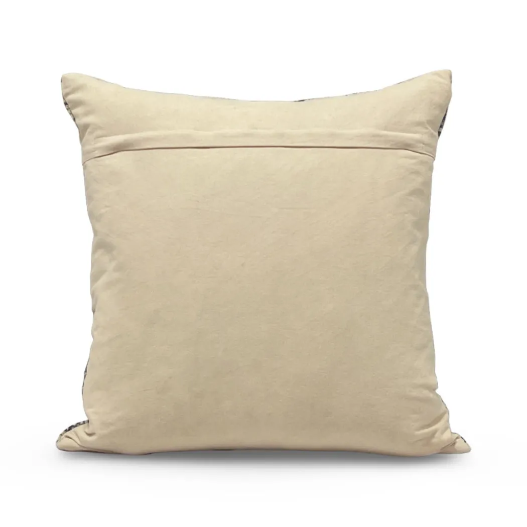Janya Pillow