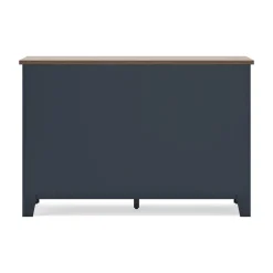Landocken Dresser