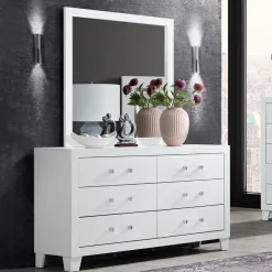 Luccia Dresser