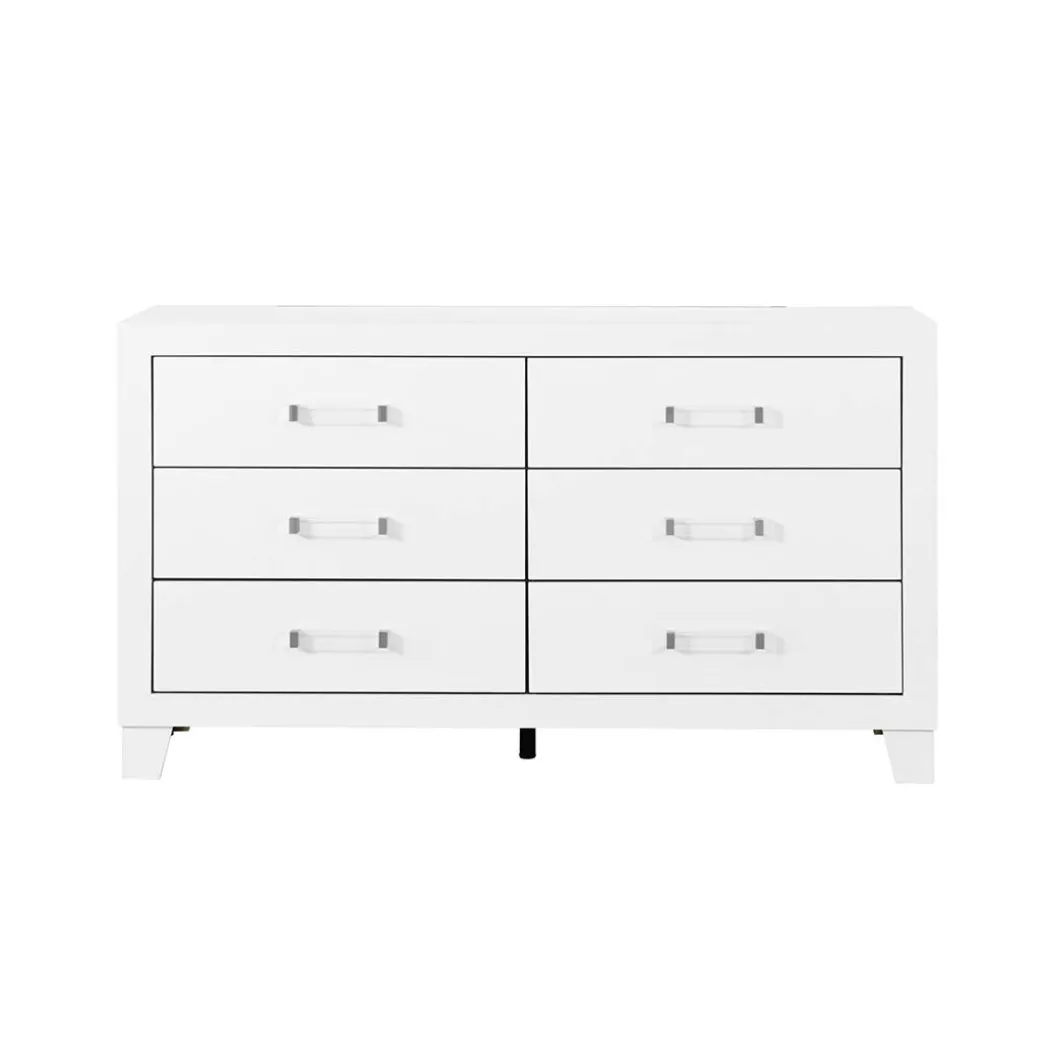 Luccia Dresser