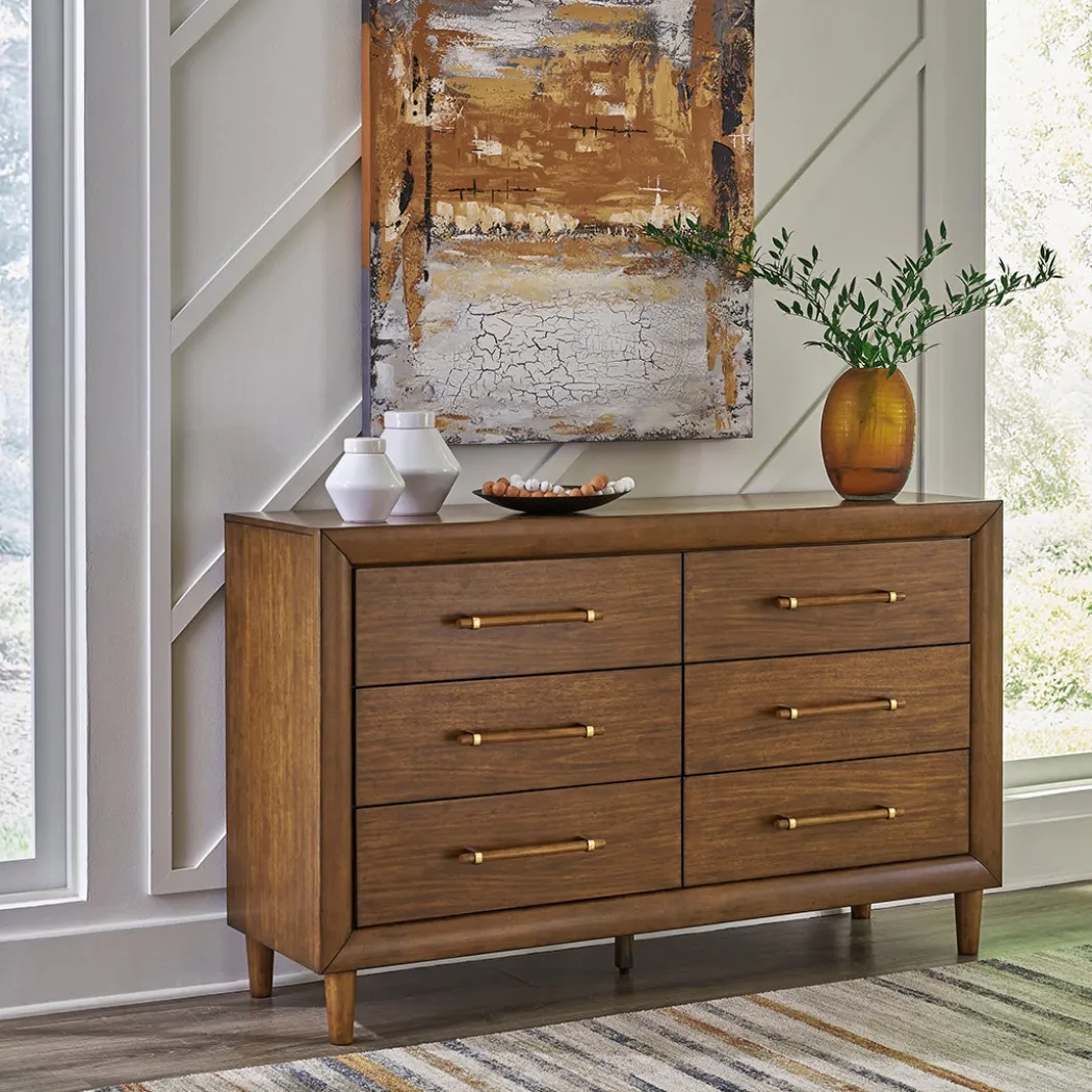 Lyncott Dresser