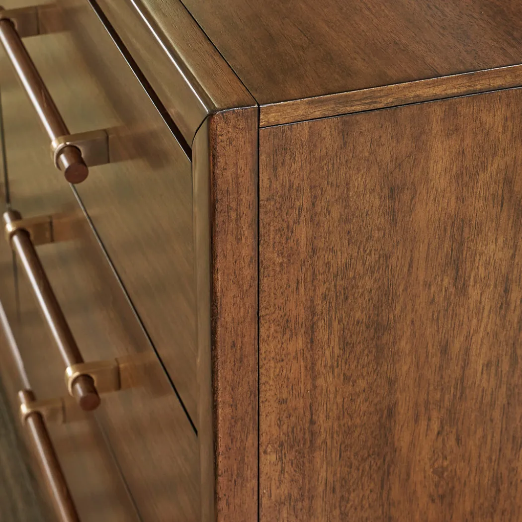 Lyncott Dresser