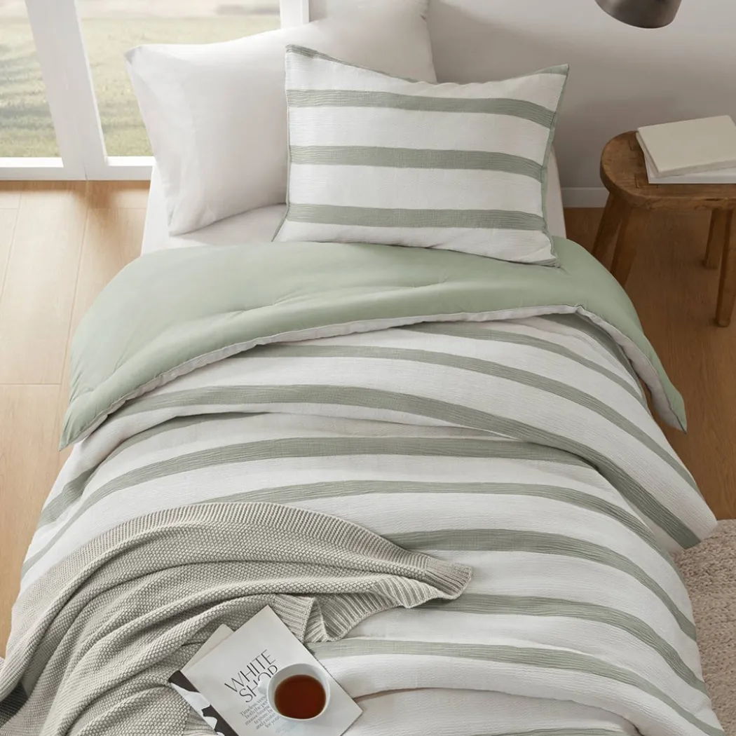 Merritt Comforter Set