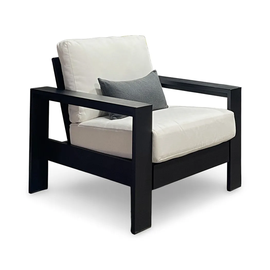 Newport Outdoor Chair
