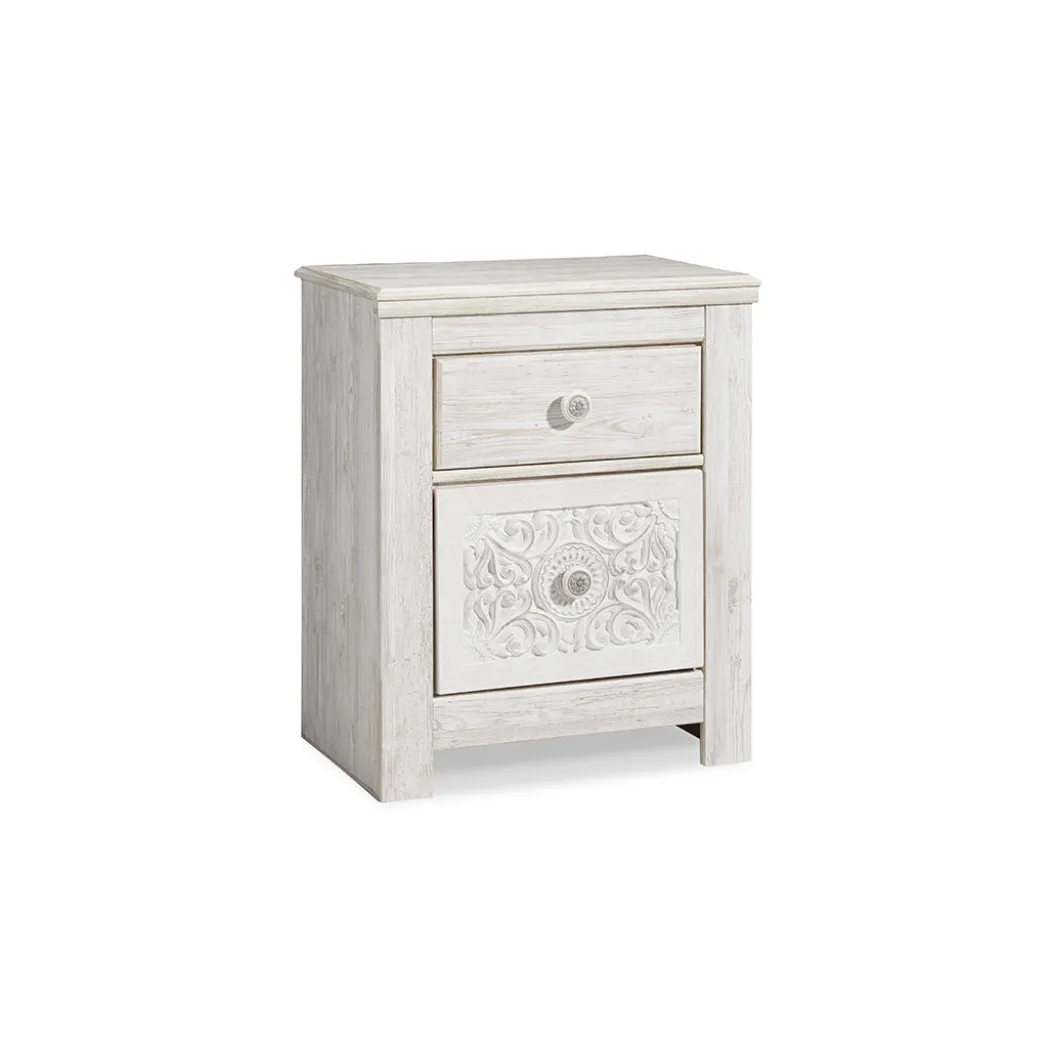 Paxberry Nightstand