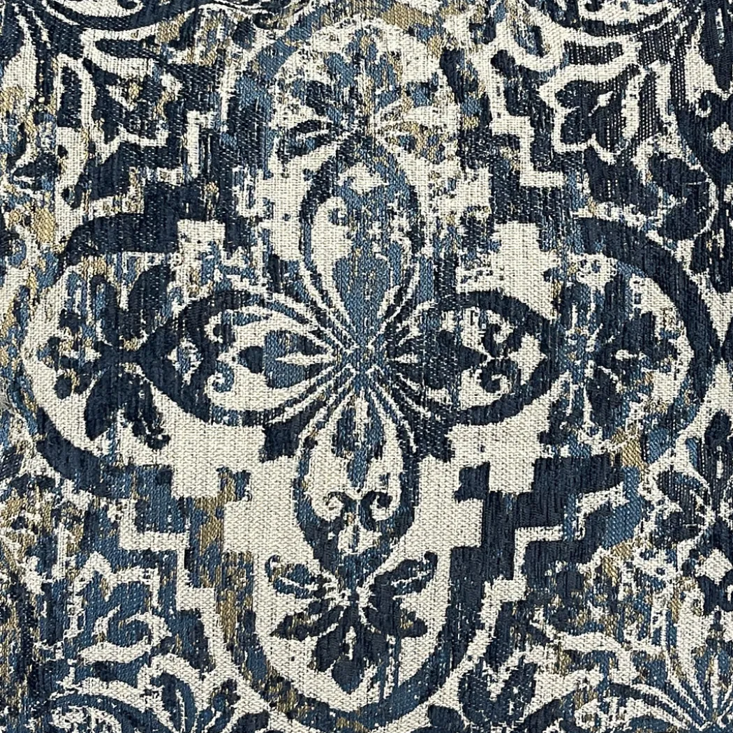 Savannah Loveseat