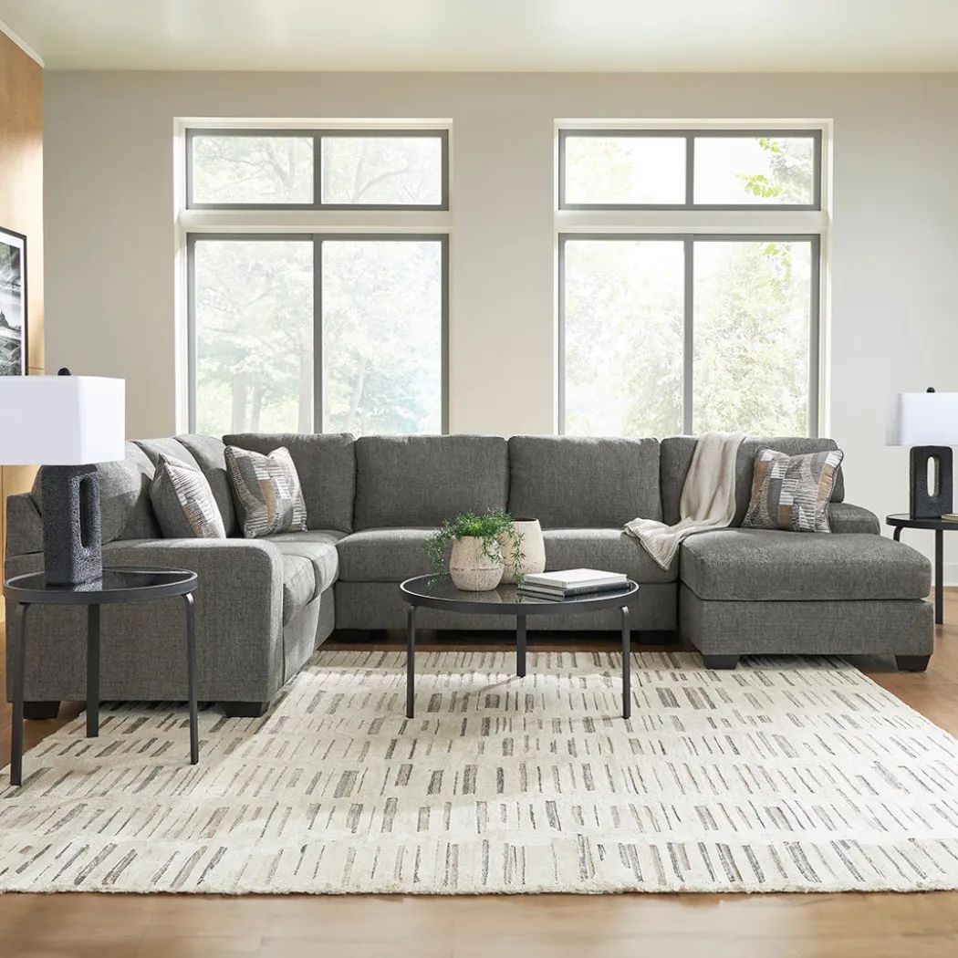 Seyler Sectional with Right Chaise