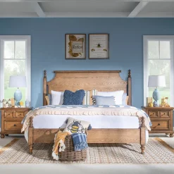 Vintage Market Poster Bed