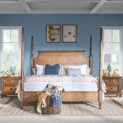 Vintage Market Poster Bed