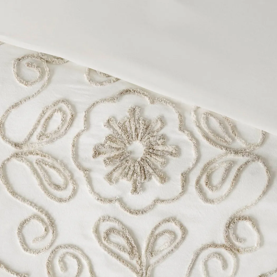 Violette Coverlet Set