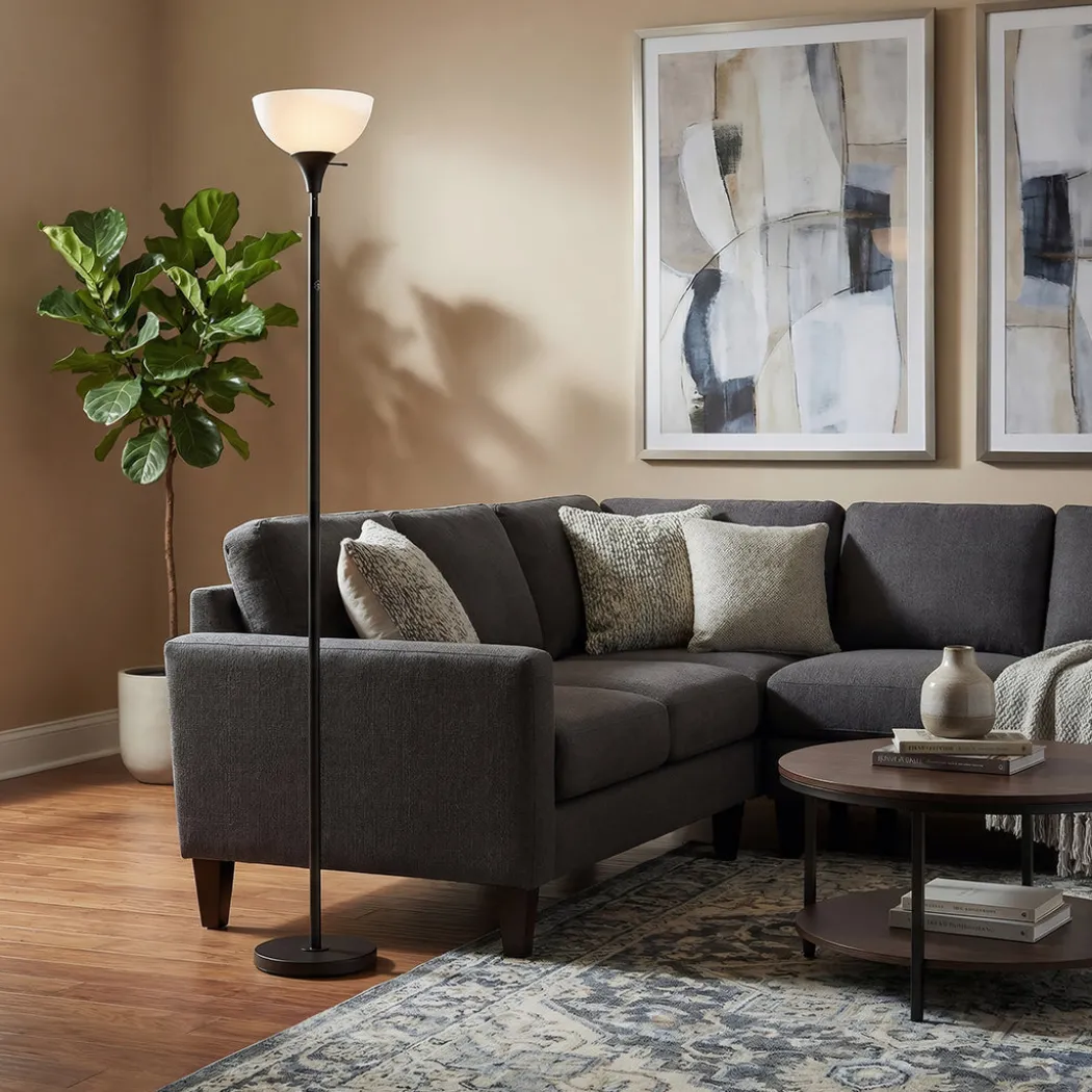 Wren Floor Lamp